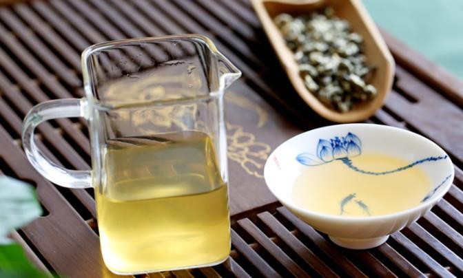 醉茶的症状及原因是什么？