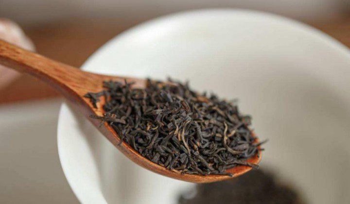 喝红茶放多少量比较合适 红茶每次泡多少克为宜