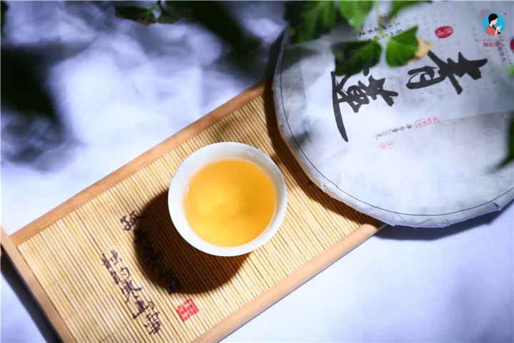 为什么要用银壶泡茶，用银壶喝茶有什么好处和讲究？