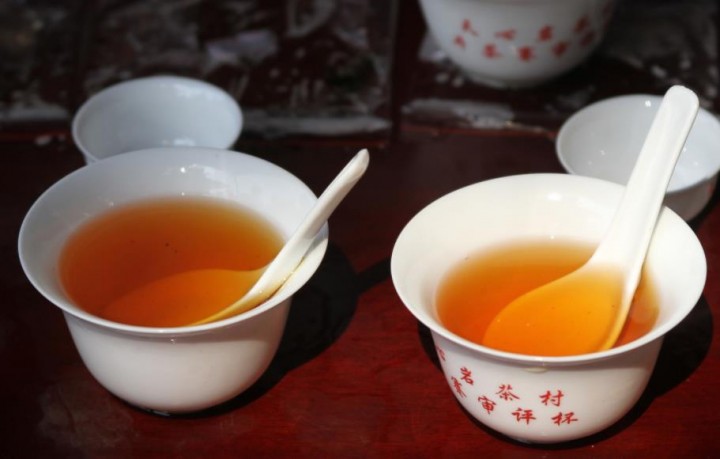 多少人误认为大红袍是红茶，都怪