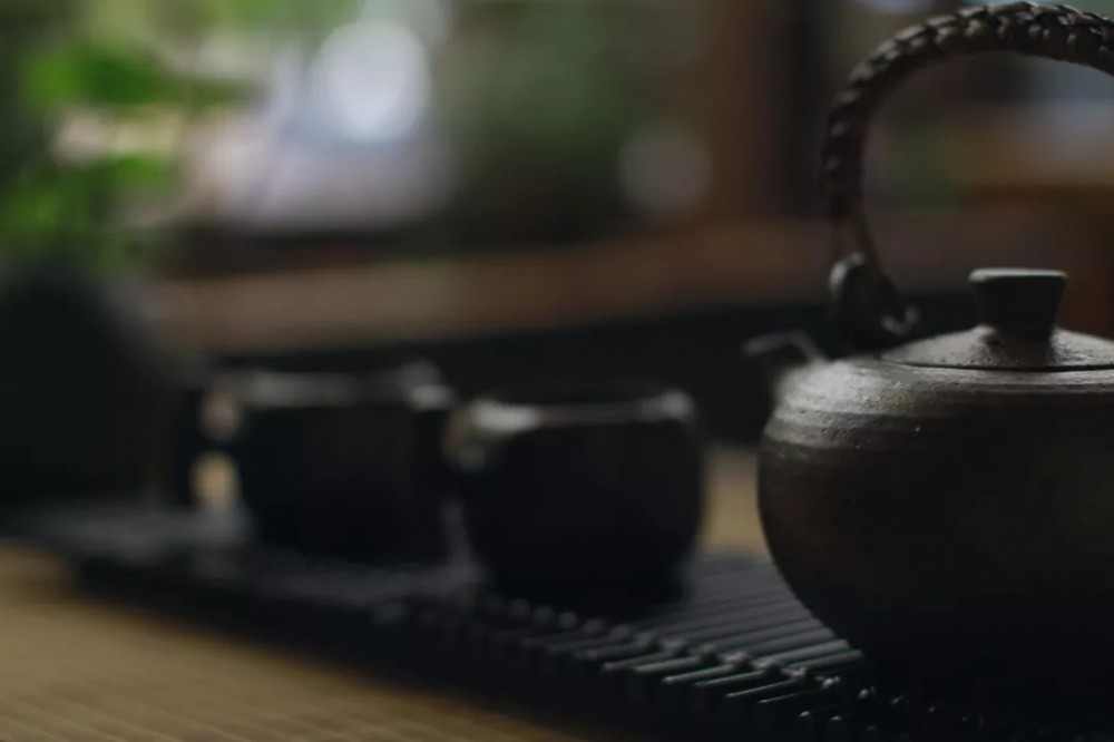茶是什么，是我们这个世界的温柔试探，也是柴米油盐酱醋茶