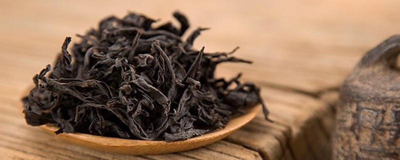 女人喝大红袍茶好吗，喝大红袍茶的好处和坏处