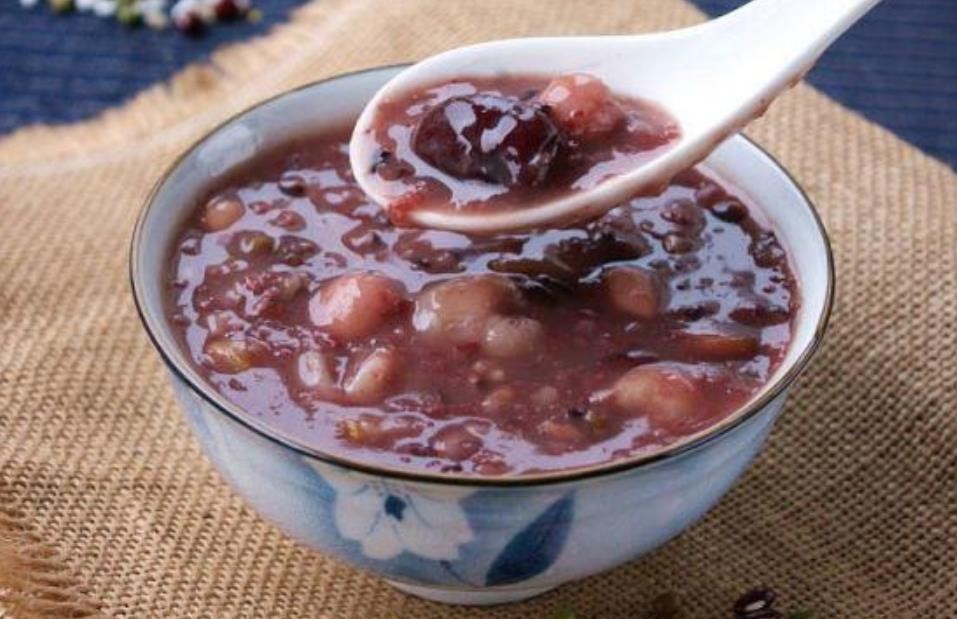红豆薏米粥小孩能喝吗