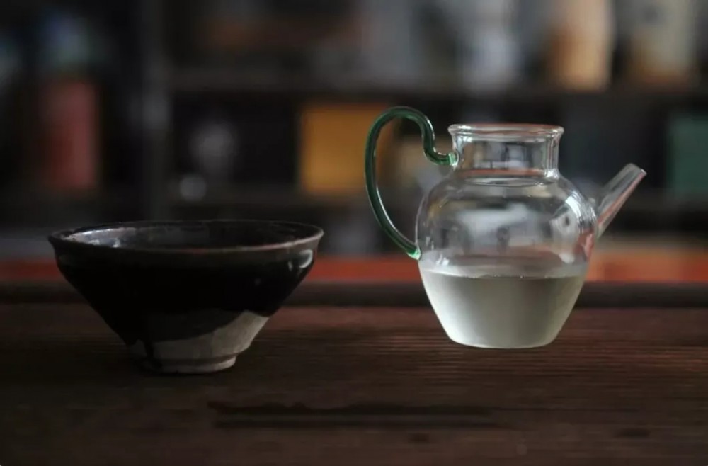 时间，正在悄悄奖励喝茶的你