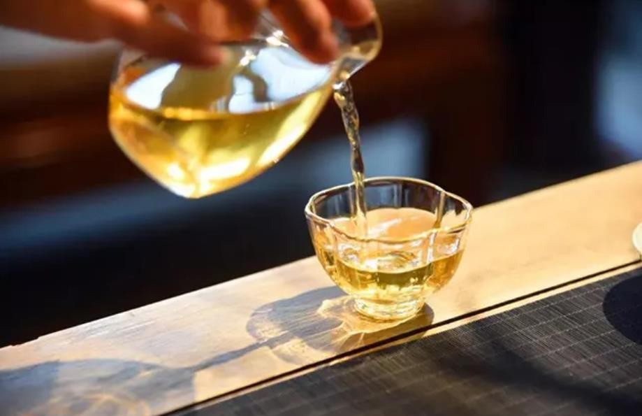 普洱茶生茶好还是熟茶好